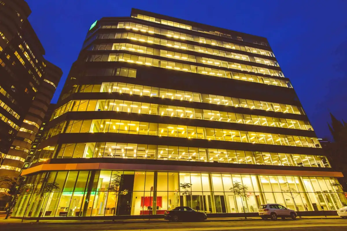 Agrandissement et réfection du Sommer Building