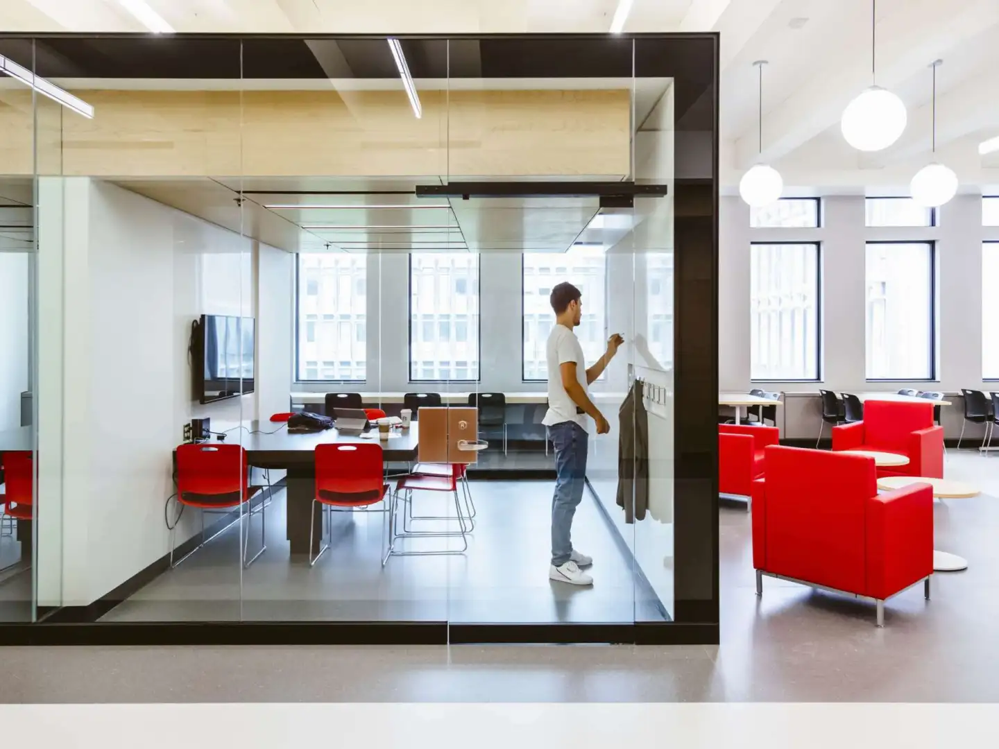 Université Laval - Pavilion Charles-De Koninck